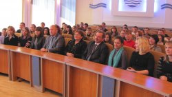 На вахце — маладыя